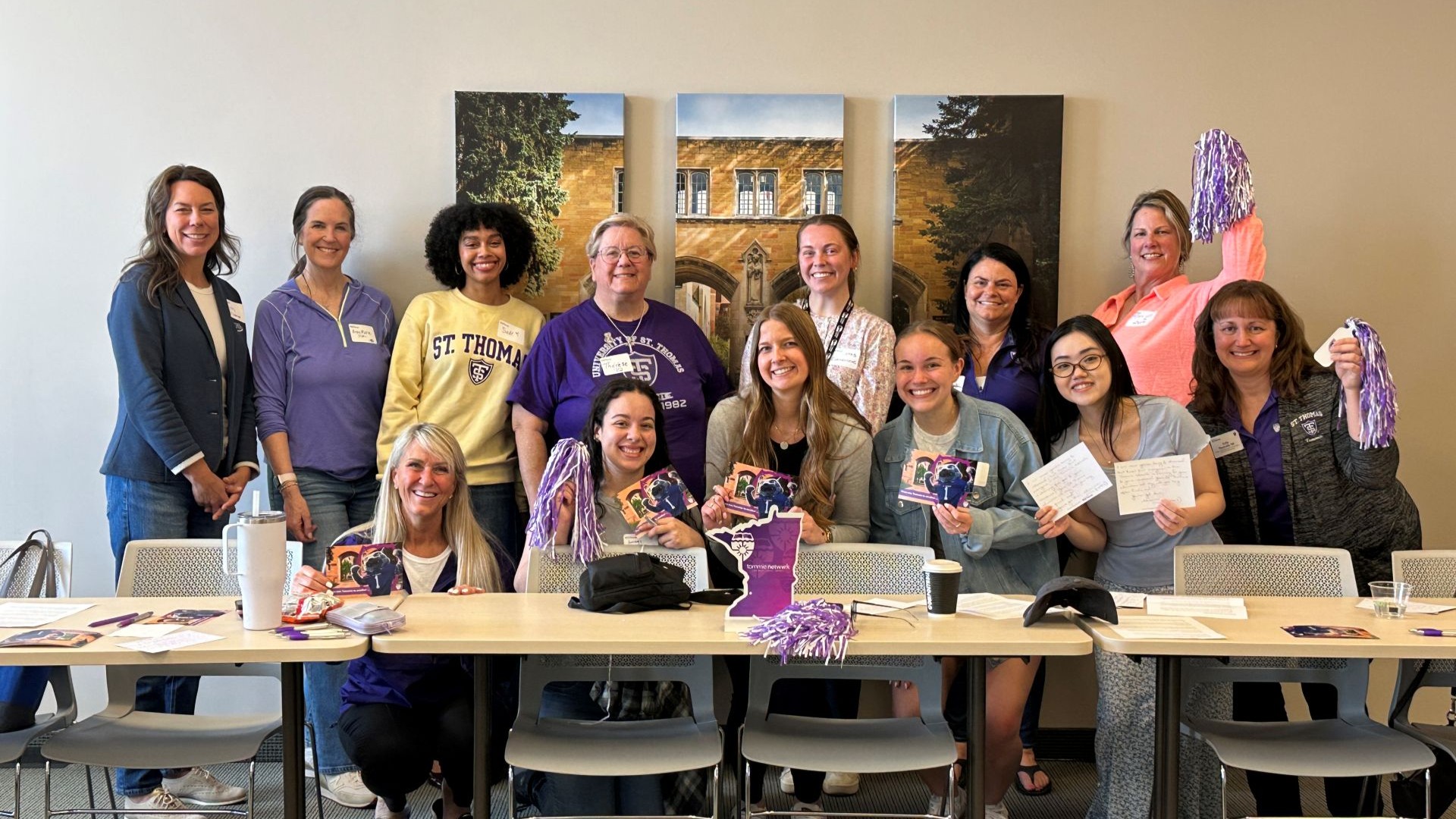 Alumni and students gather to write notes of encouragement to Tommies
