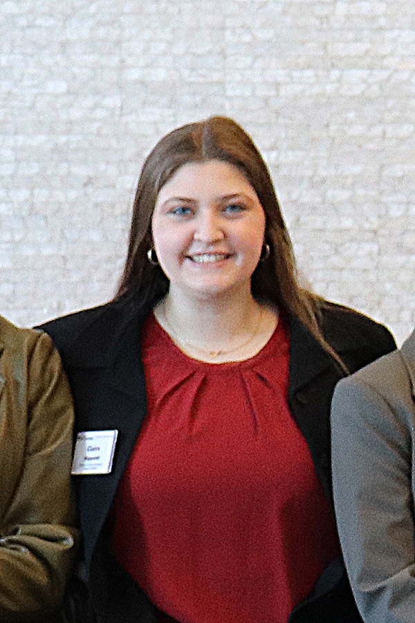 Claire Nippoldt